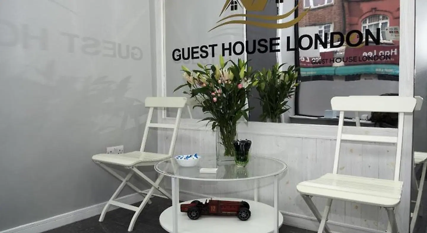 Guest House London HEALTH_BEAUTY