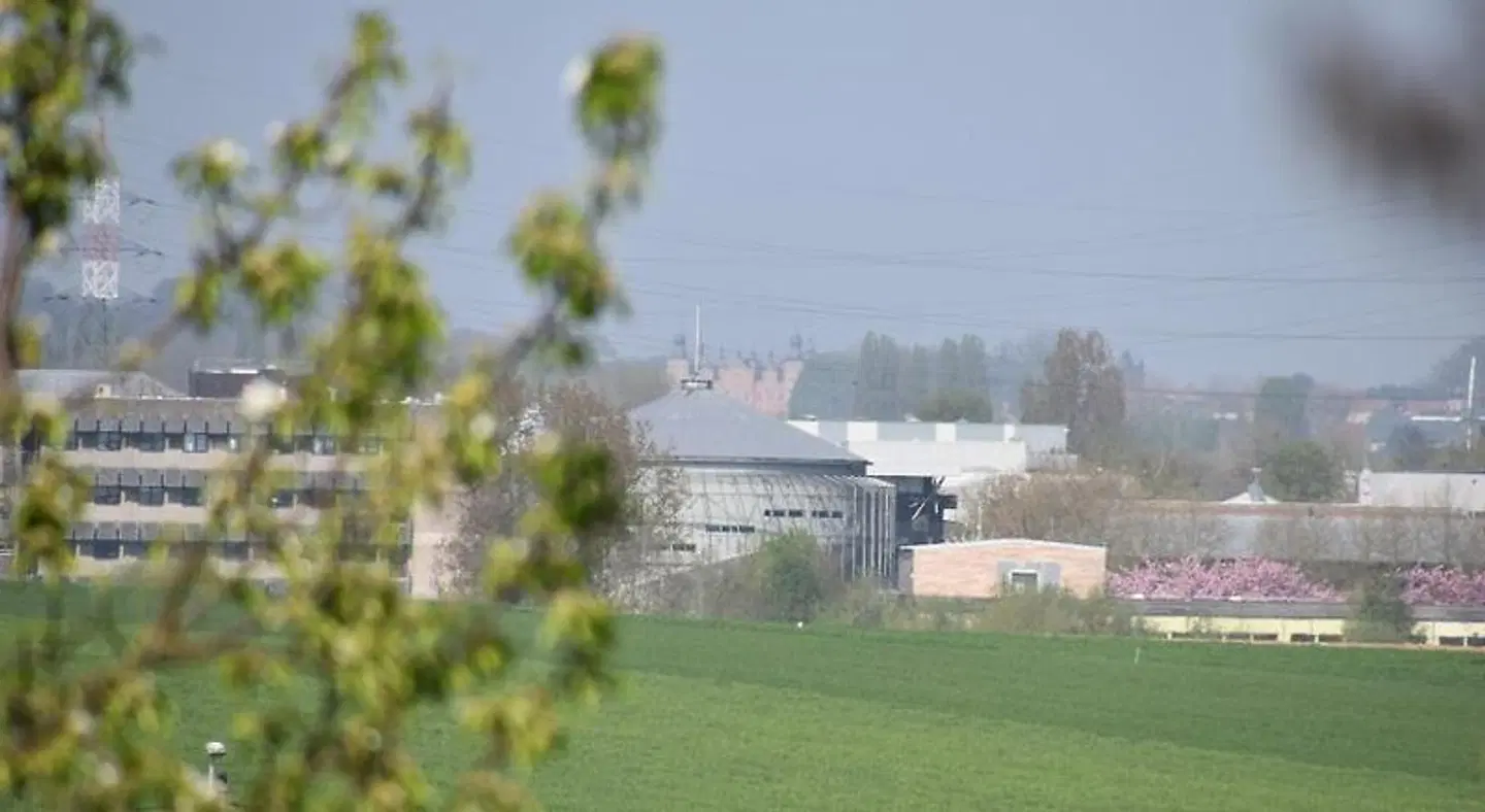 RectoVersoVV EXTERIOR