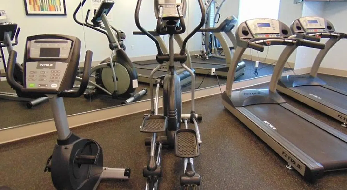 Holiday Inn Express Springville by IHG SPORTS_AND_LEISURE