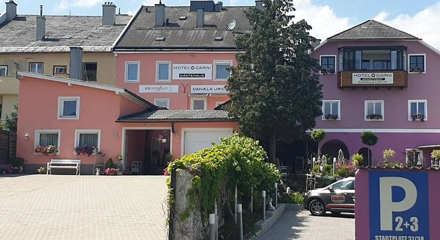 Hotel Garni Daniela Urich EXTERIOR
