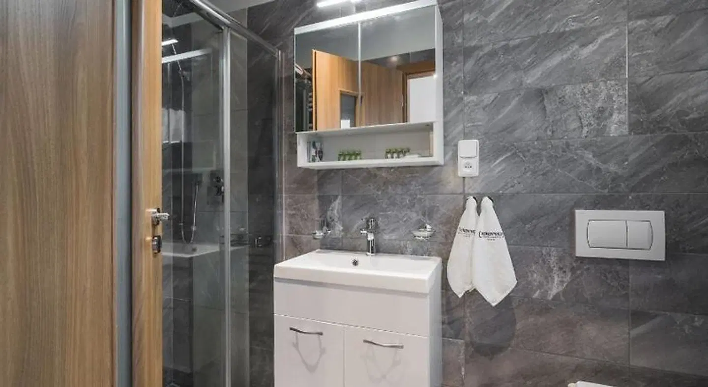 'ajkovskij Apartments Badezimmer