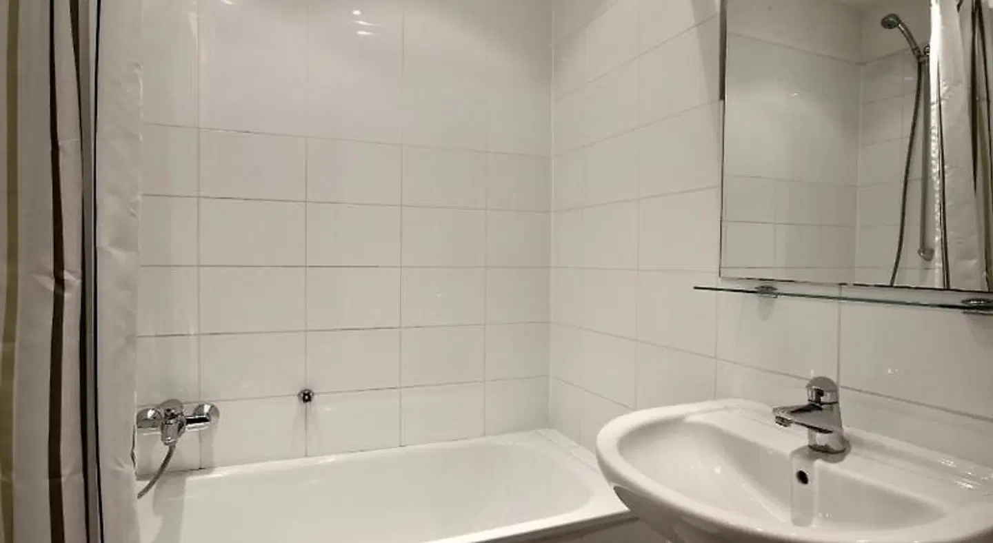 Arthouse Apartments im Belgischen Viertel Badezimmer