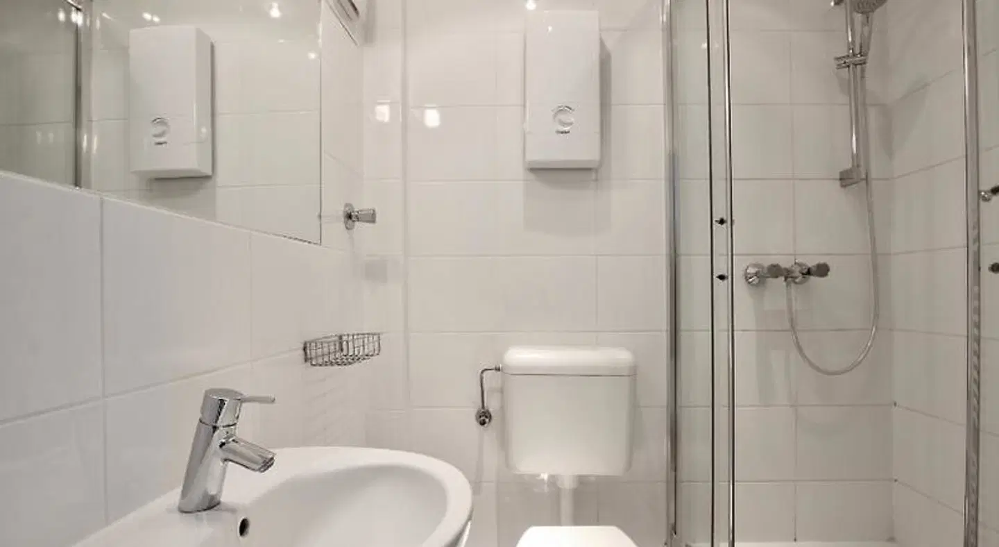 Arthouse Apartments im Belgischen Viertel Badezimmer