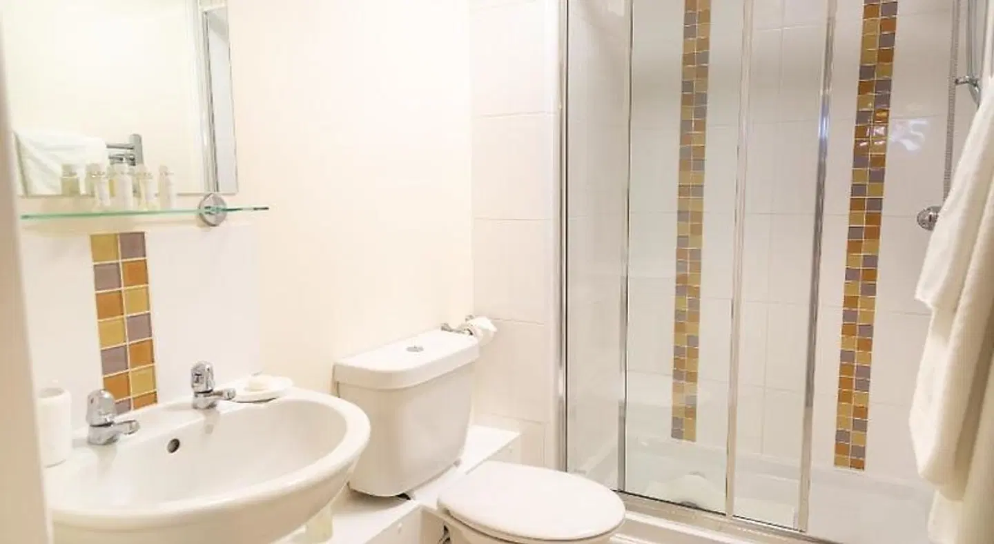 Citystay - Franklin House Badezimmer