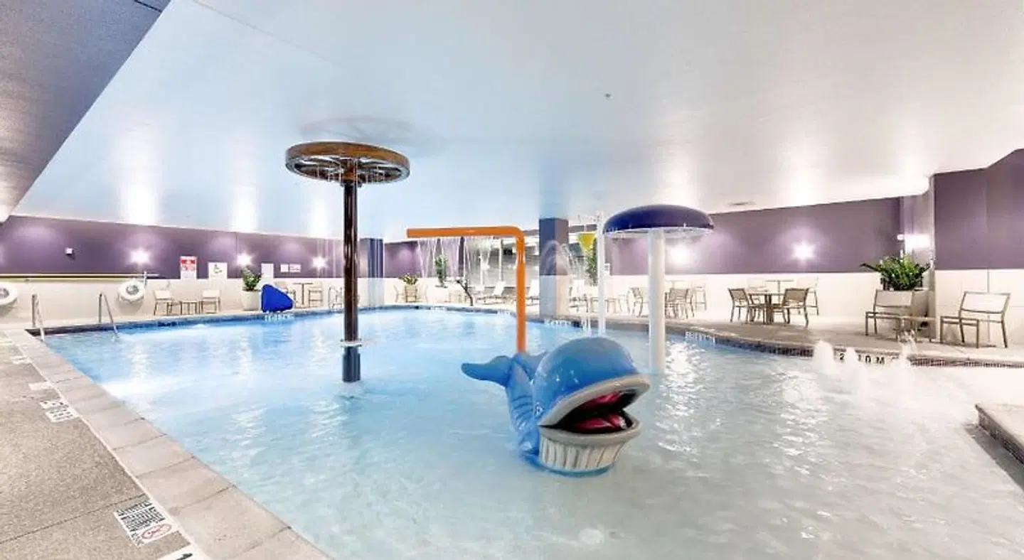 Hampton Inn & Suites Fort Worth Downtown Hallenbad