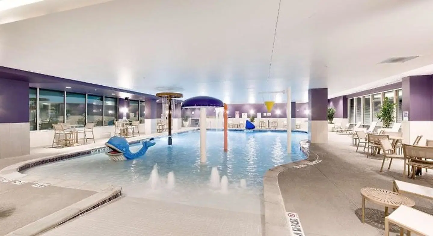 Hampton Inn & Suites Fort Worth Downtown Hallenbad