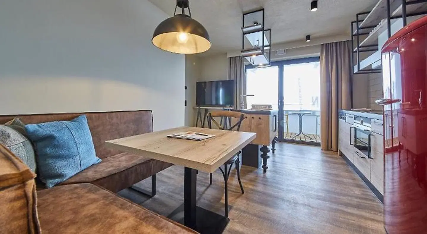 Thomsn Central Hotel & Appartements ROOM_EXAMPLE