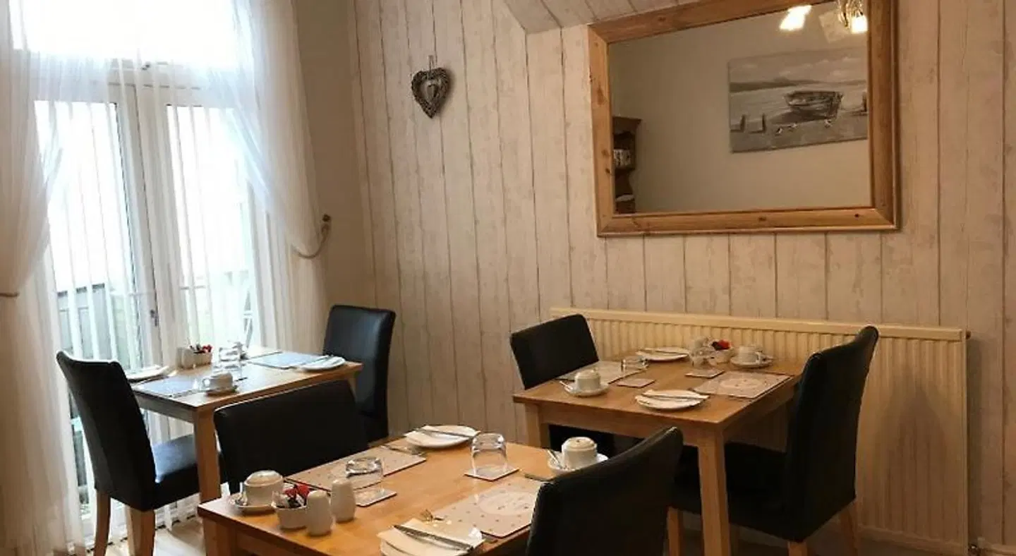 Cliveden Guest House Restaurant