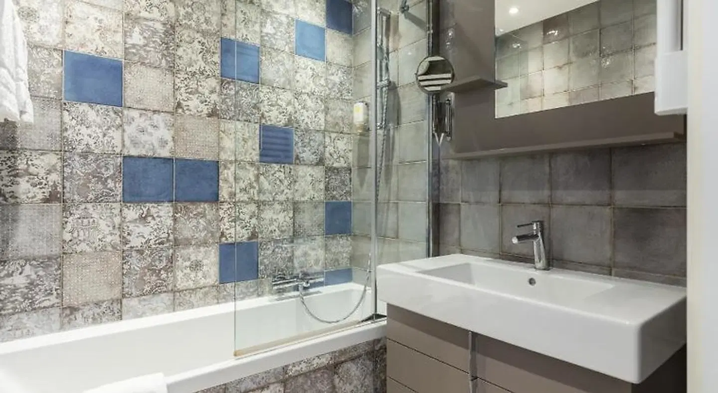 Florella Antibes Apartment Badezimmer
