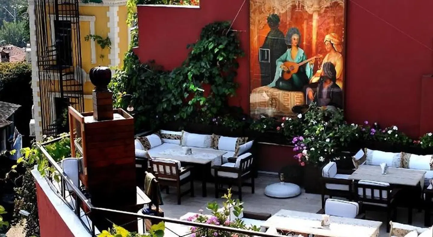Sublime Porte Hotel Restaurant
