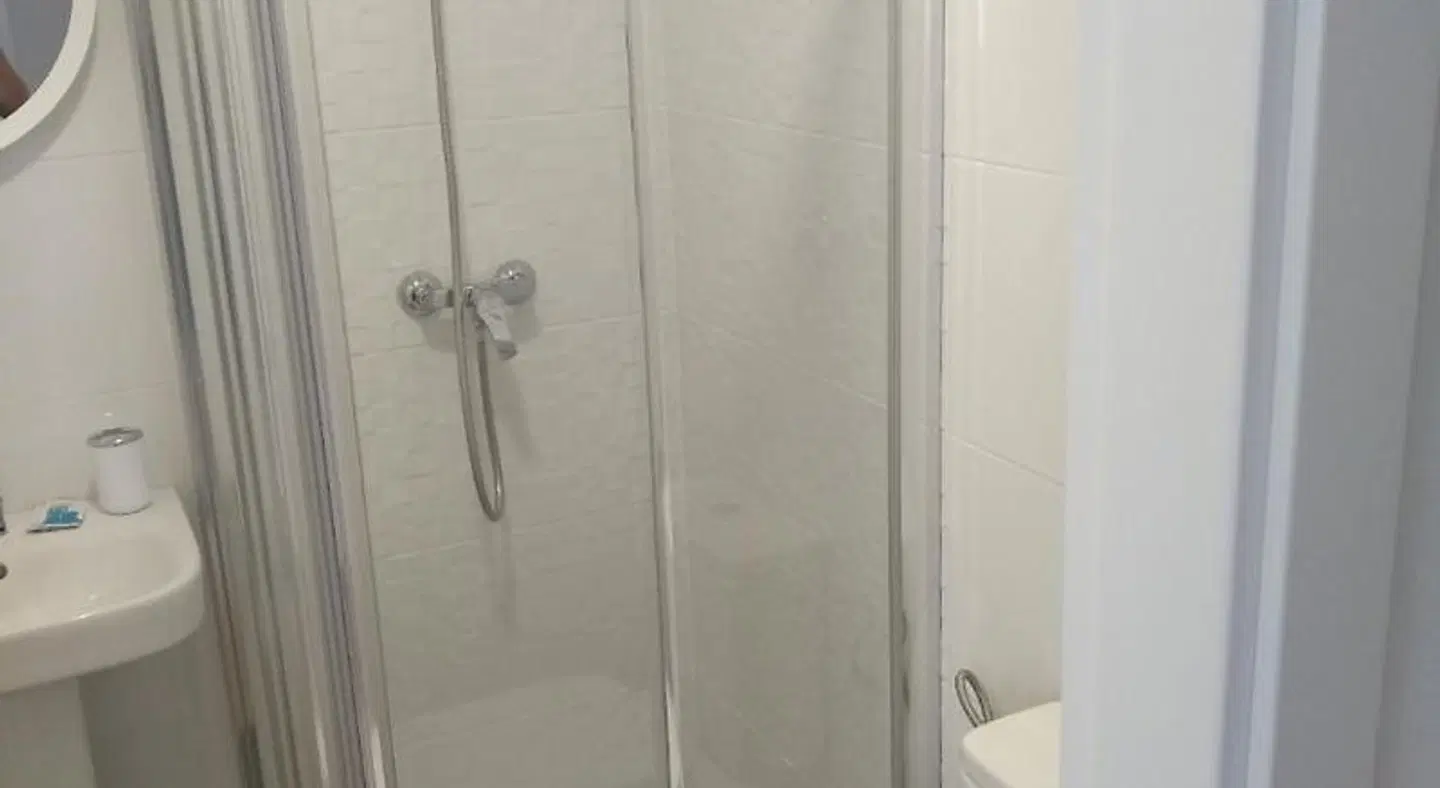 Armijorooms Badezimmer