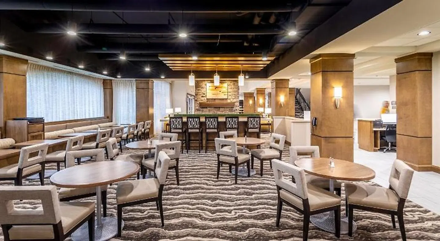 Staybridge Suites Montgomery - Downtown Restaurant