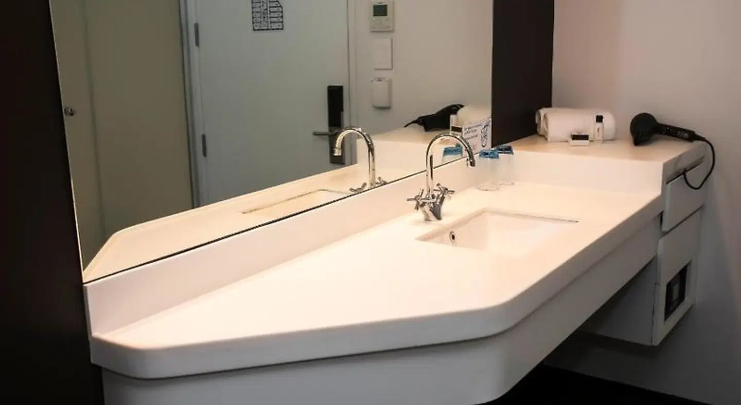 Signature Lux Hotel by ONOMO, Waterfront Badezimmer