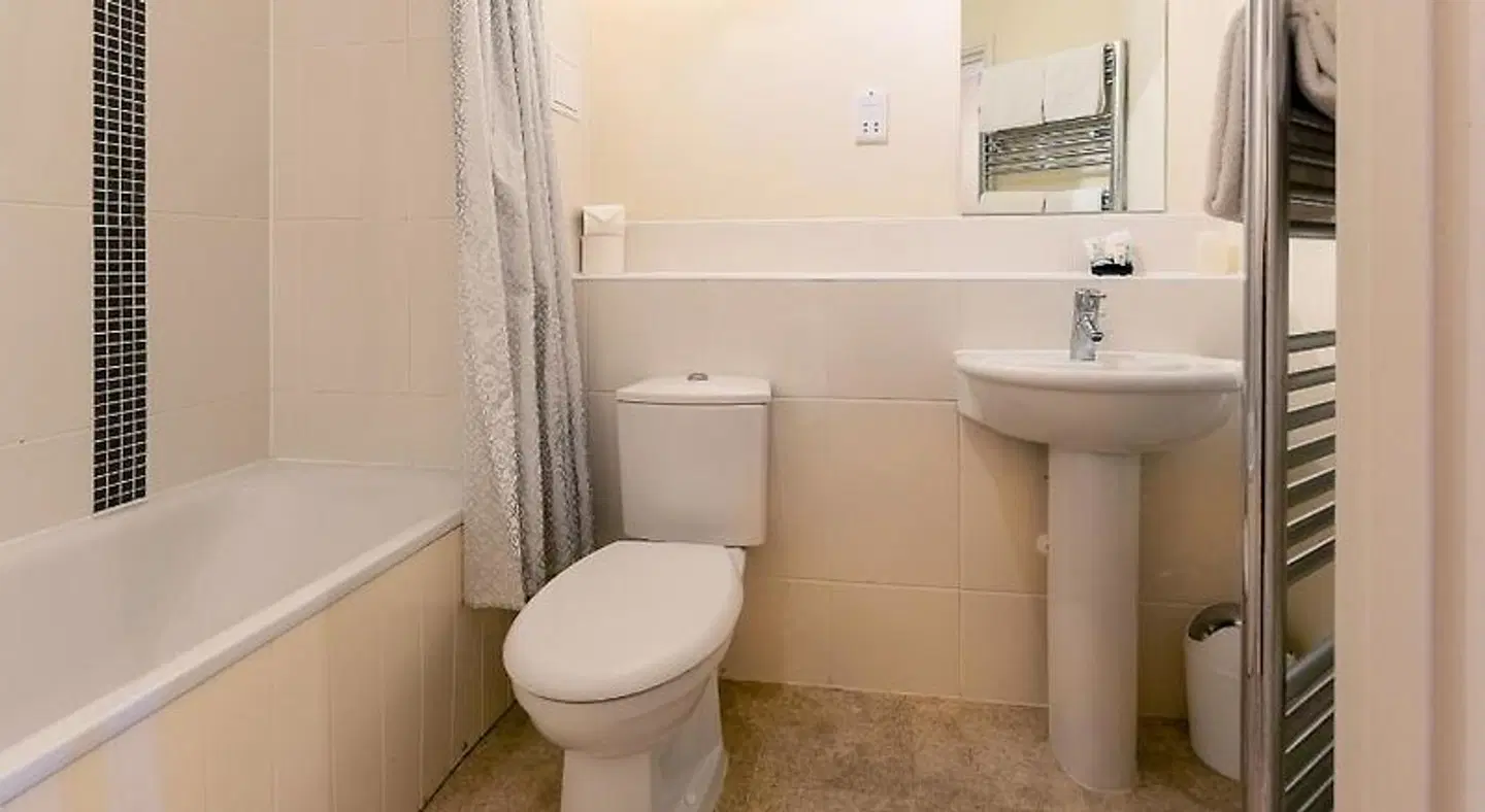 Abodebed - Handleys Court Badezimmer