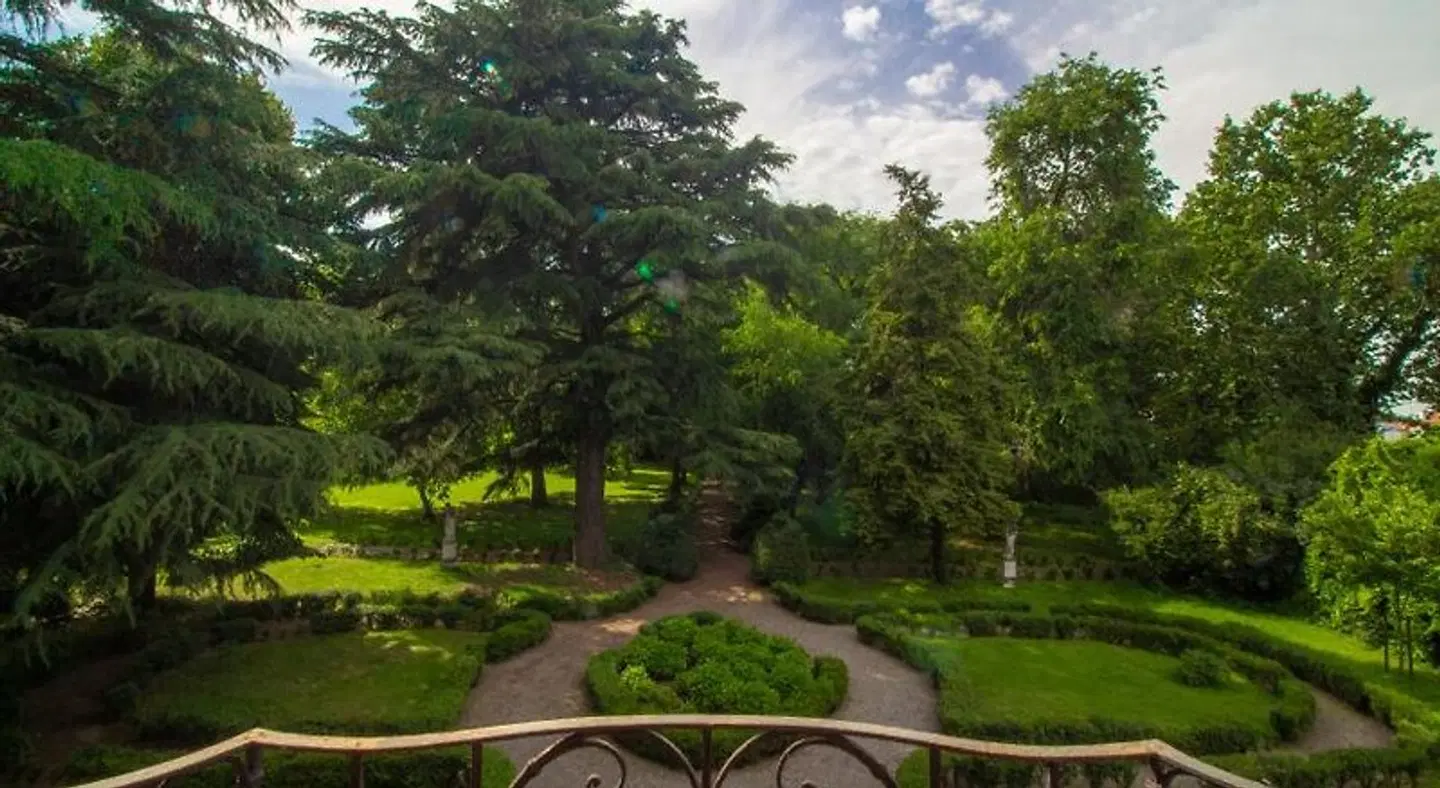 Villa dell Usignolo Garten