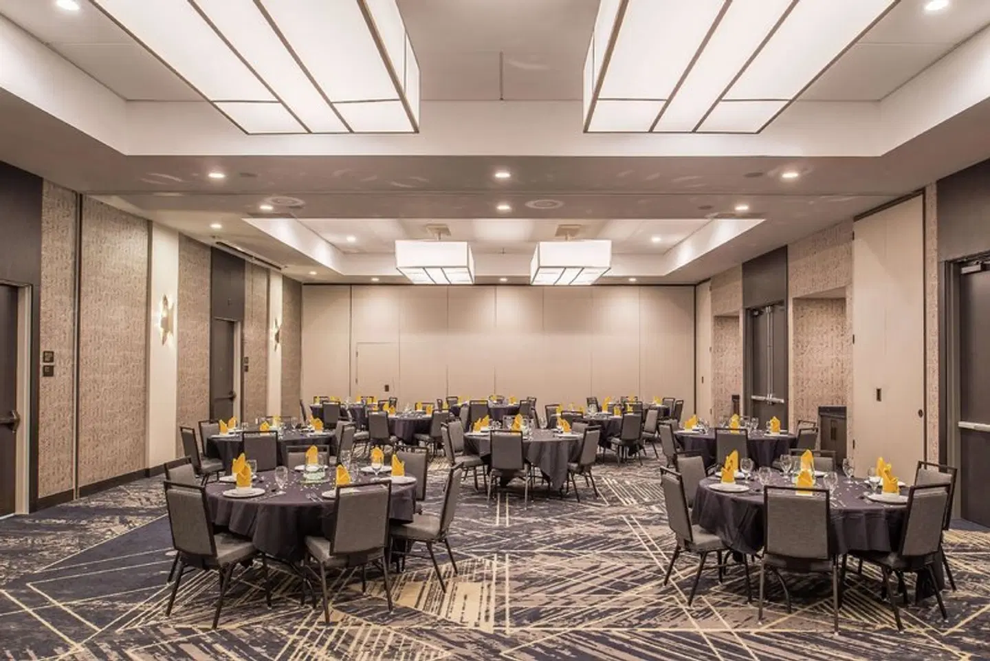 DoubleTree by Hilton Lafayette East Konferenz