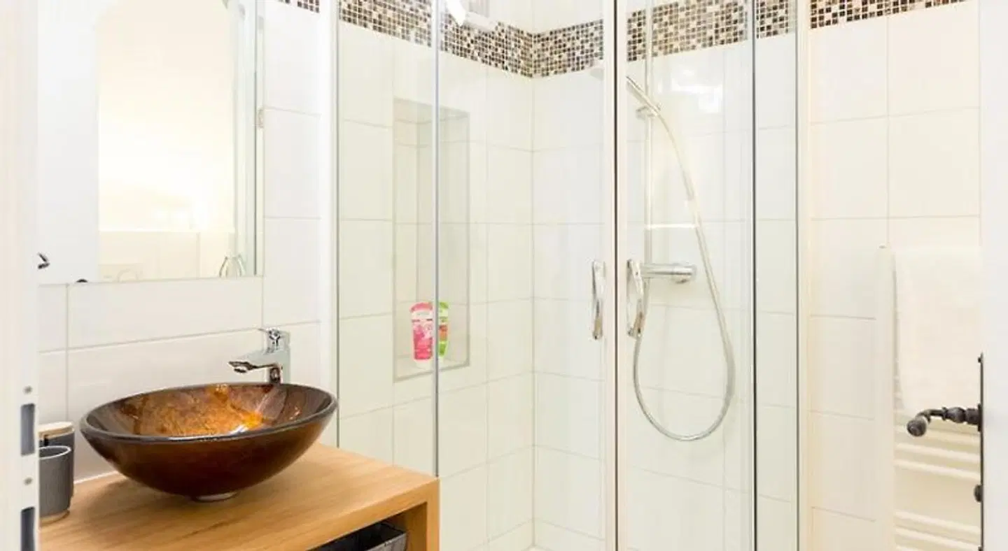 Altes Backhaus Badezimmer
