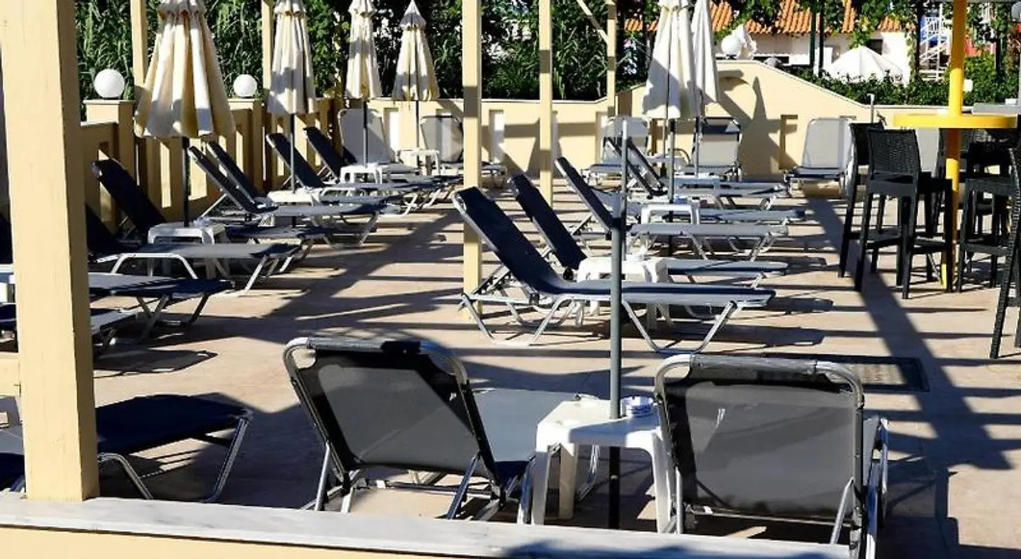 Jannos Beach hotel Terrasse