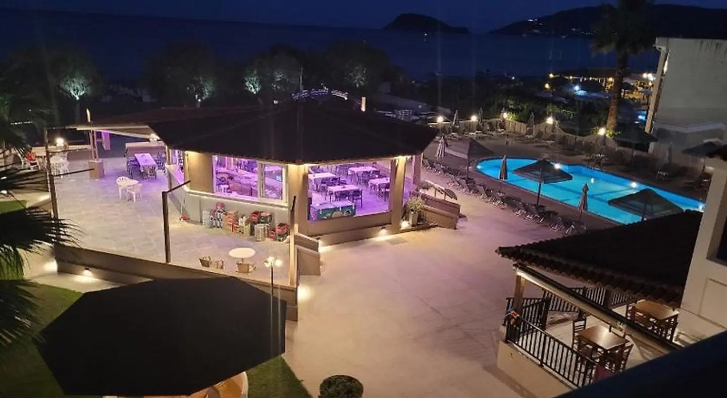 Jannos Beach hotel Restaurant