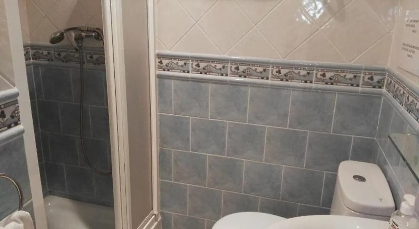 Apartamentos El Barrio Badezimmer