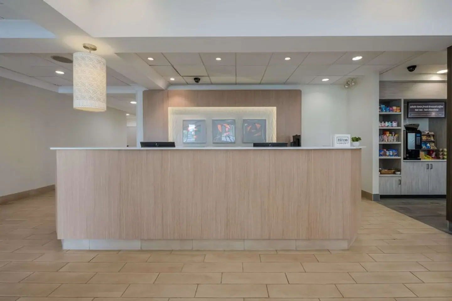 Hilton Garden Inn Rockford LOUNGE_LOBBY
