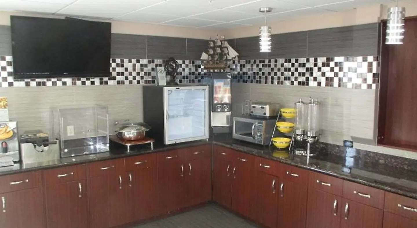 Best Western Plus Sam Houston Inn & Suites LOUNGE_LOBBY