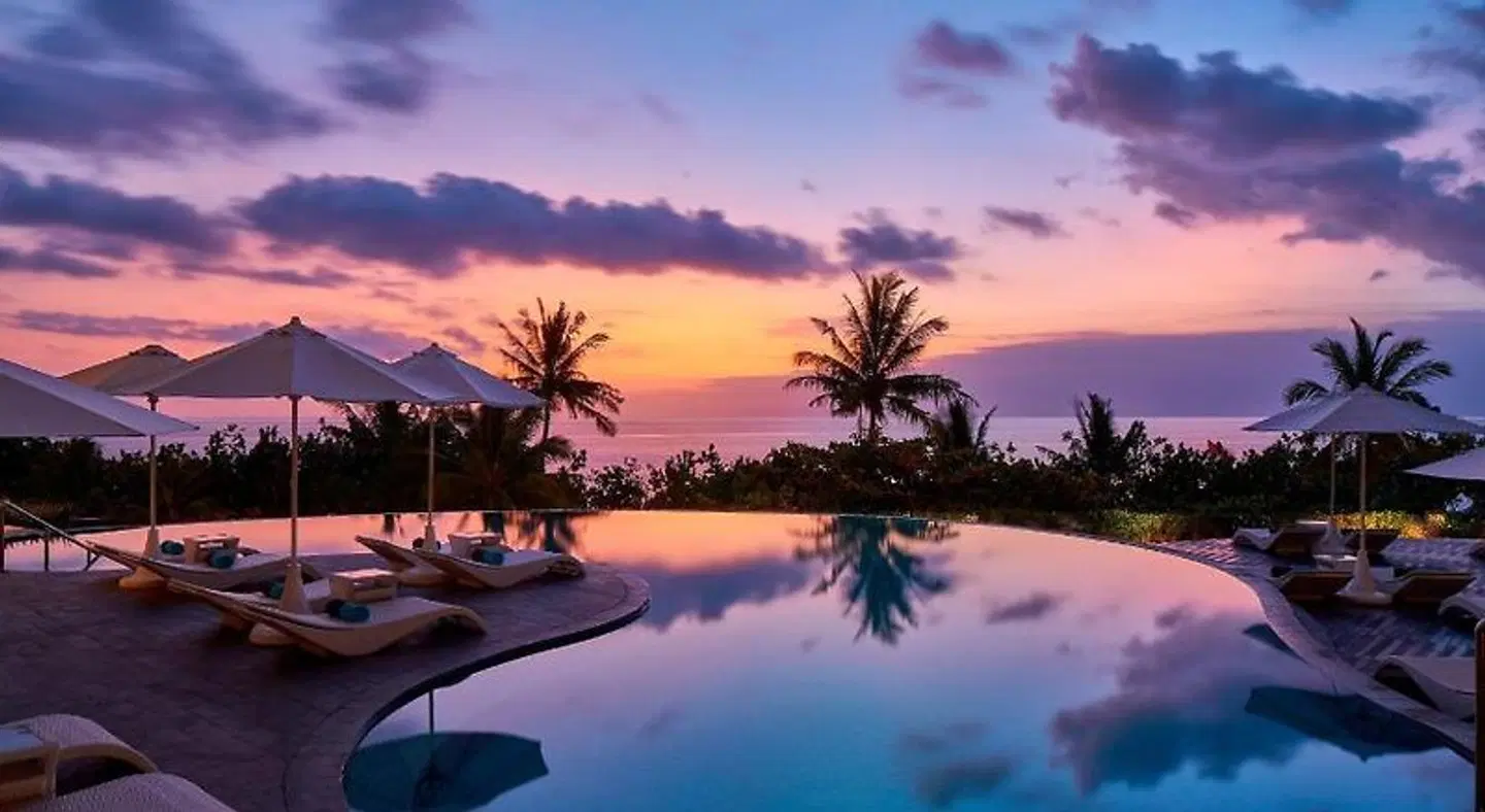 Sheraton Bali Kuta Resort OUTDOOR_POOL