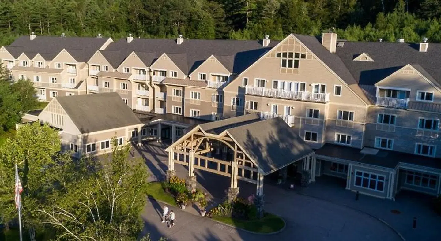 Attitash Grand Summit Hotel EXTERIOR