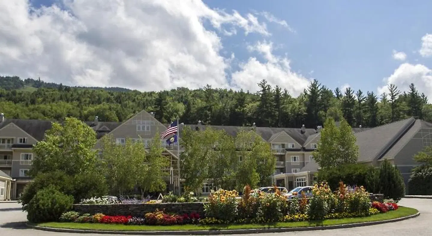 Attitash Grand Summit Hotel EXTERIOR