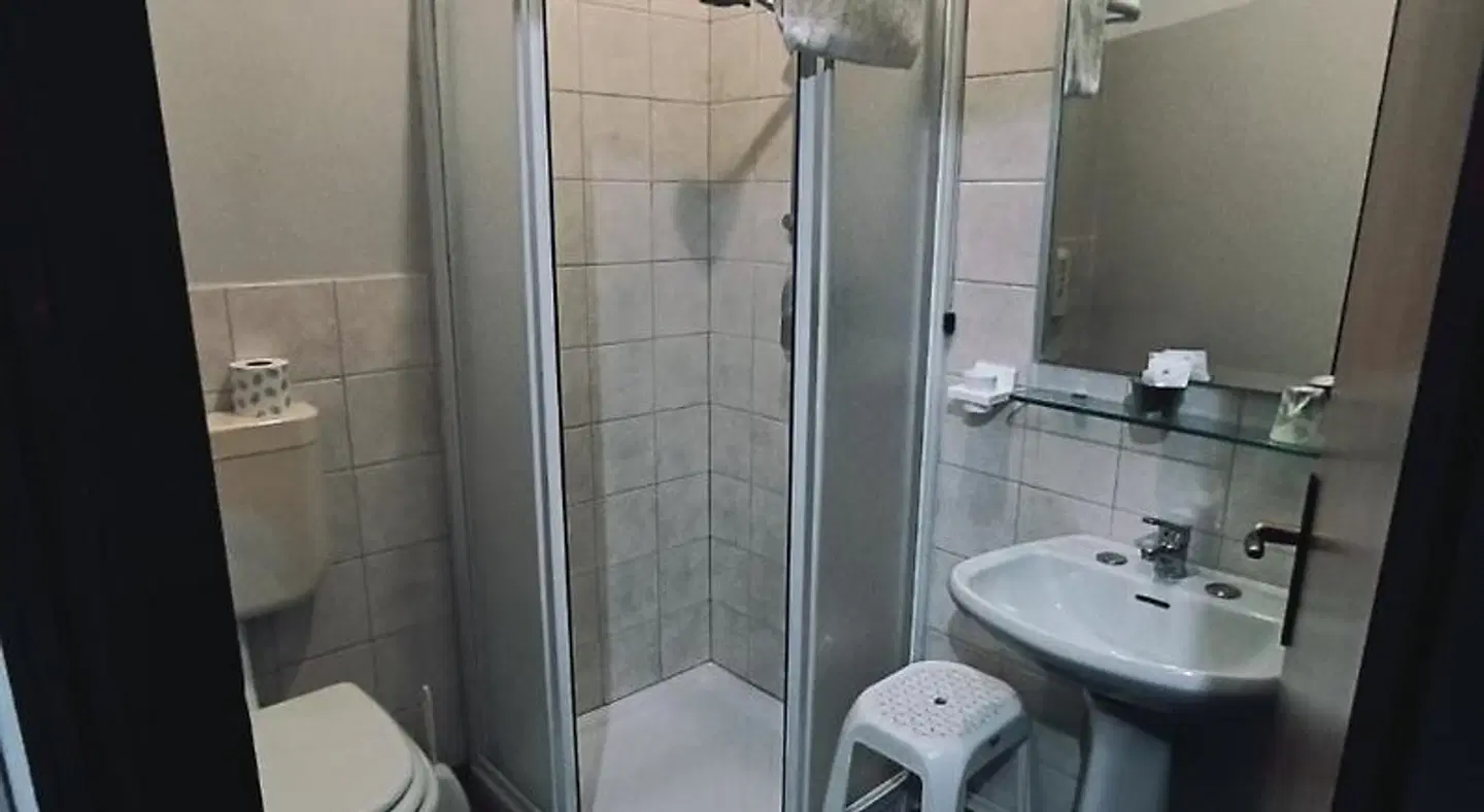 Nuovo Hotel Giardini Badezimmer