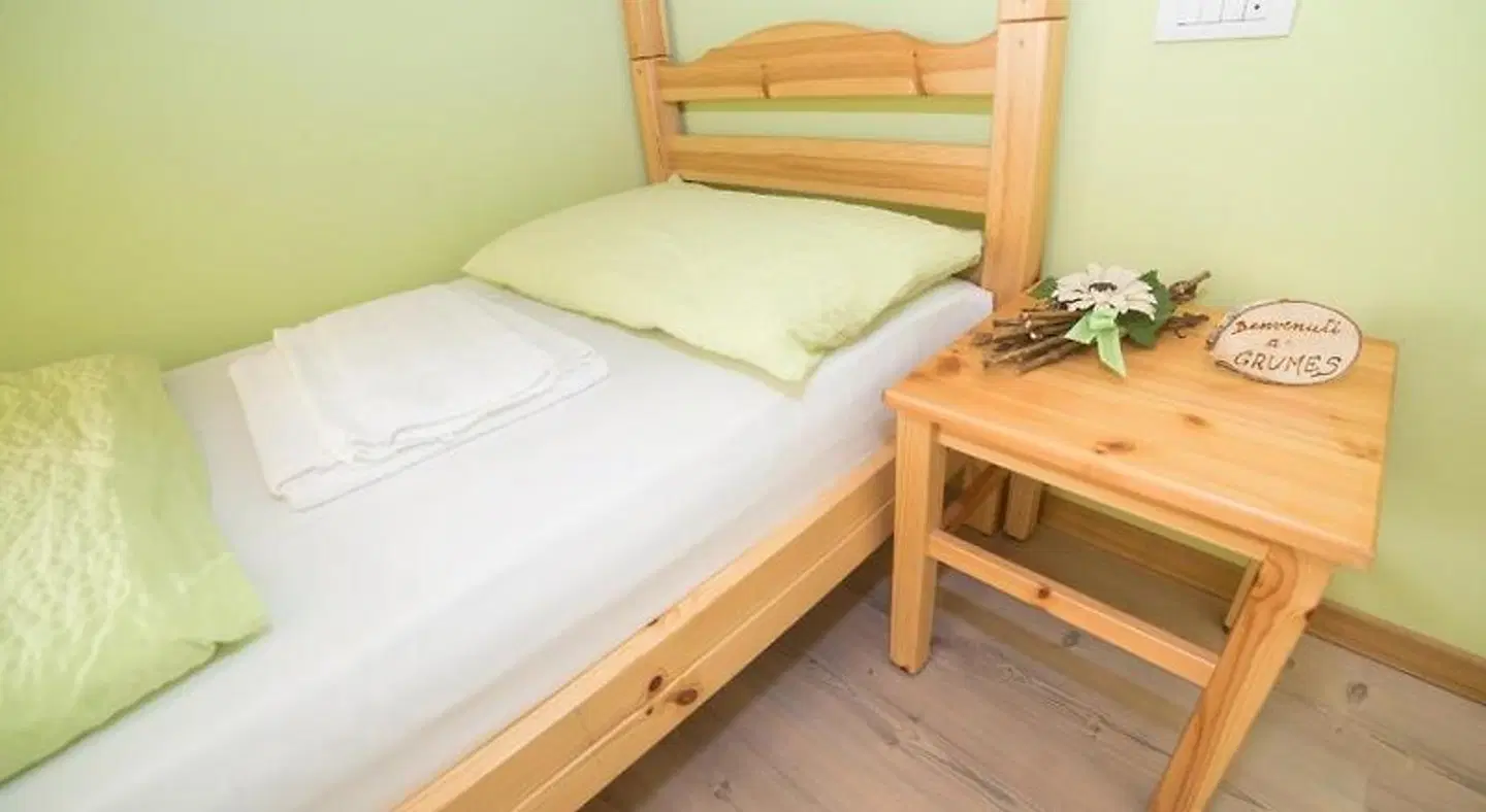 Hostel L'Ost - Ostello di Grumes ROOM_EXAMPLE