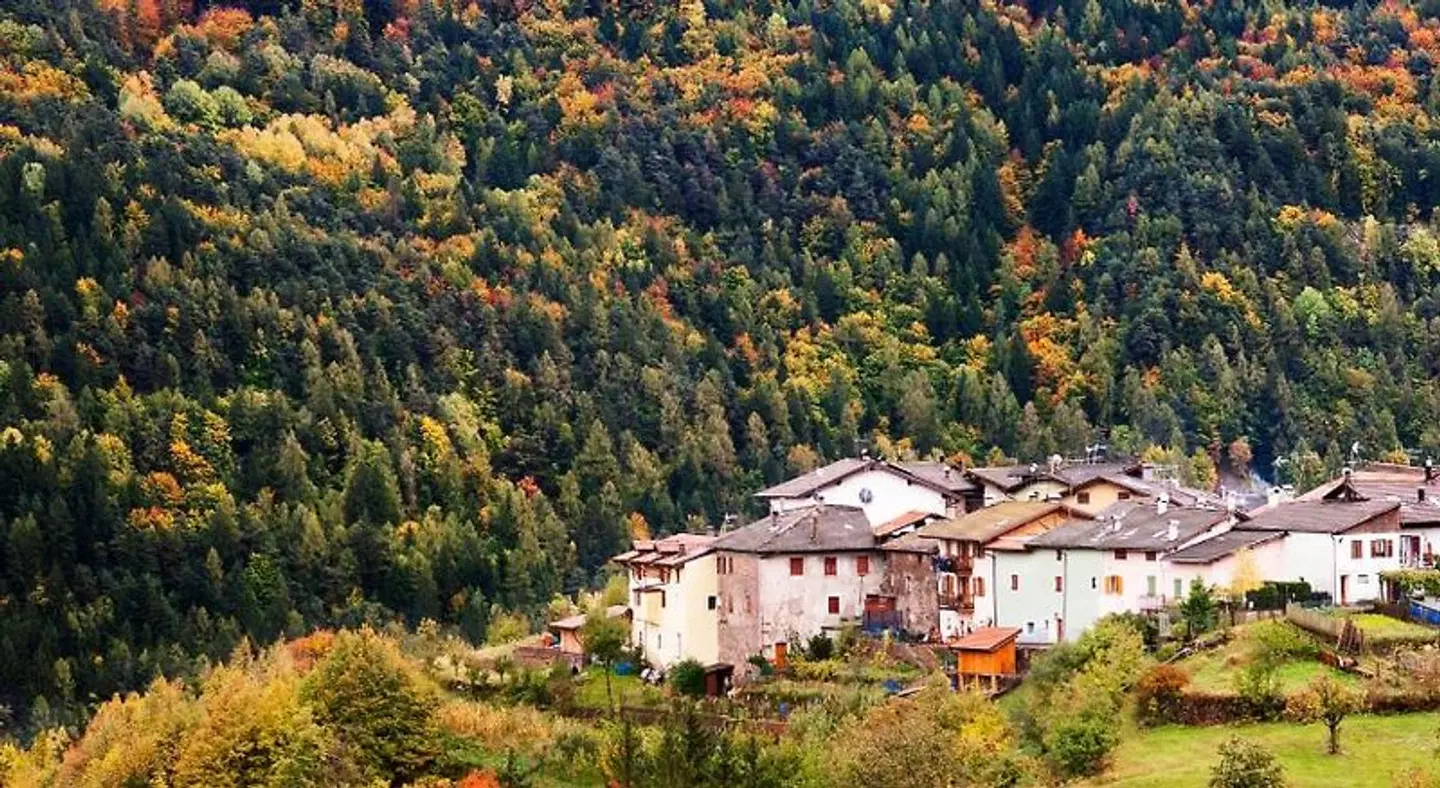 Hostel L'Ost - Ostello di Grumes EXTERIOR