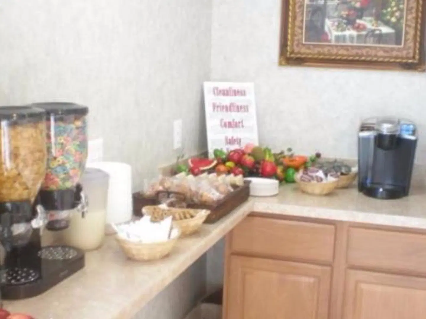 Country View Inn & Suites Badezimmer