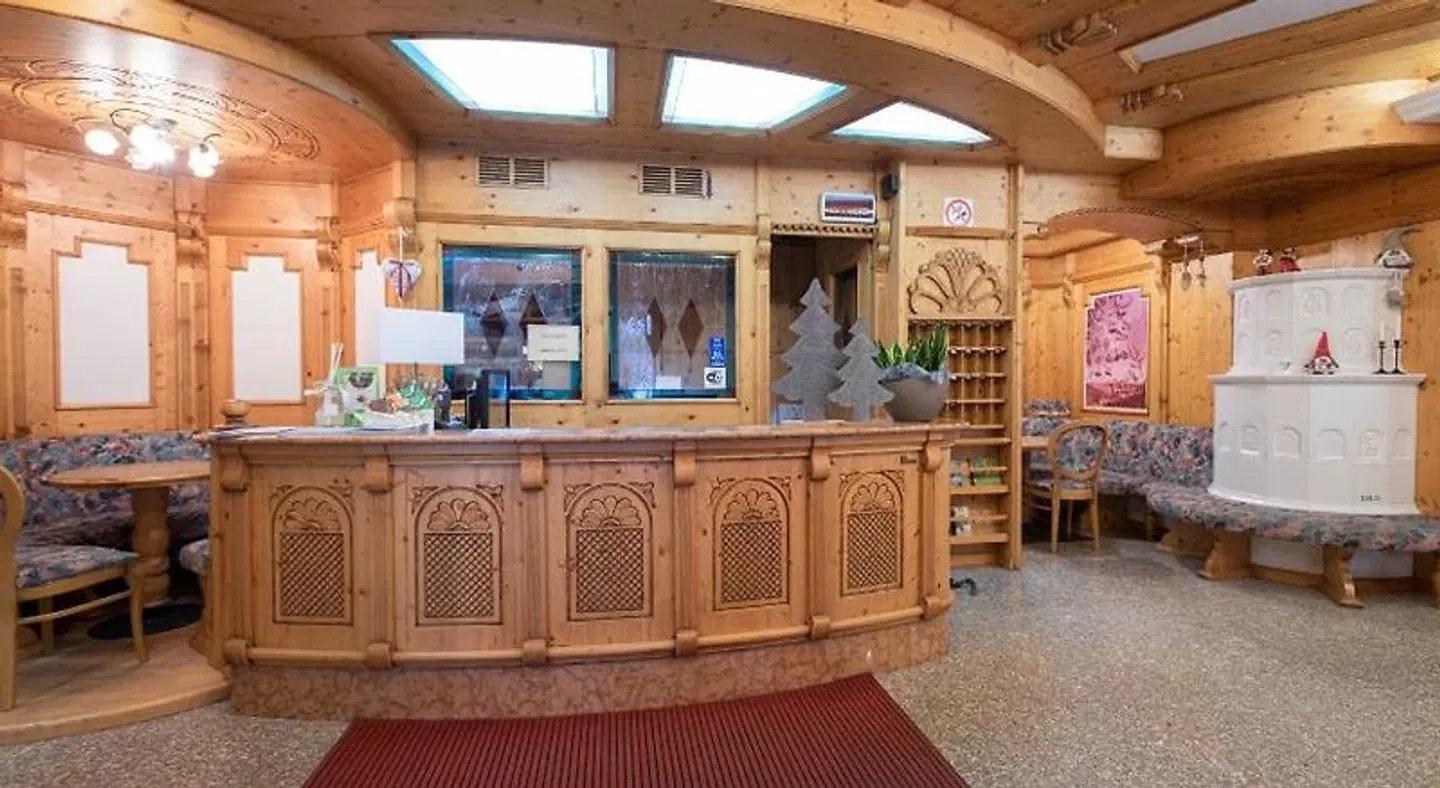 Cova Bar