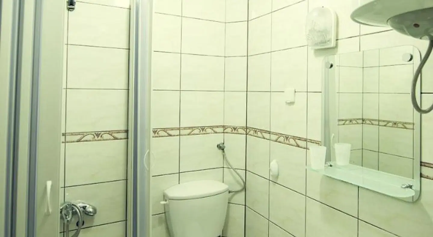 Lyon Apartments Badezimmer