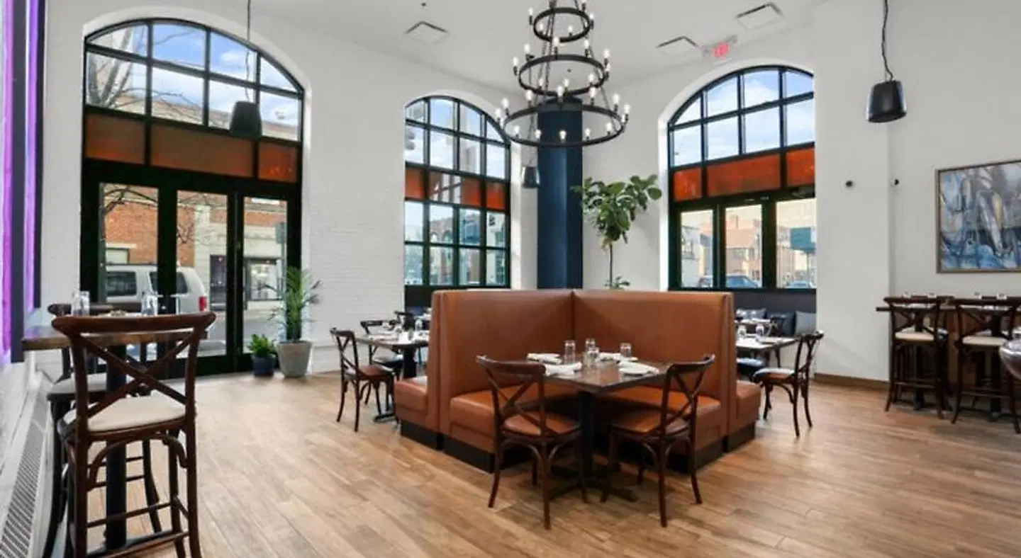 Courtyard by Marriott Stamford Downtown Restaurant