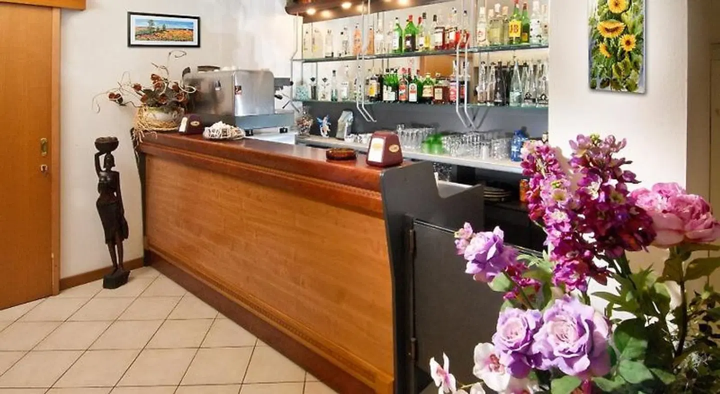 Adler Bar