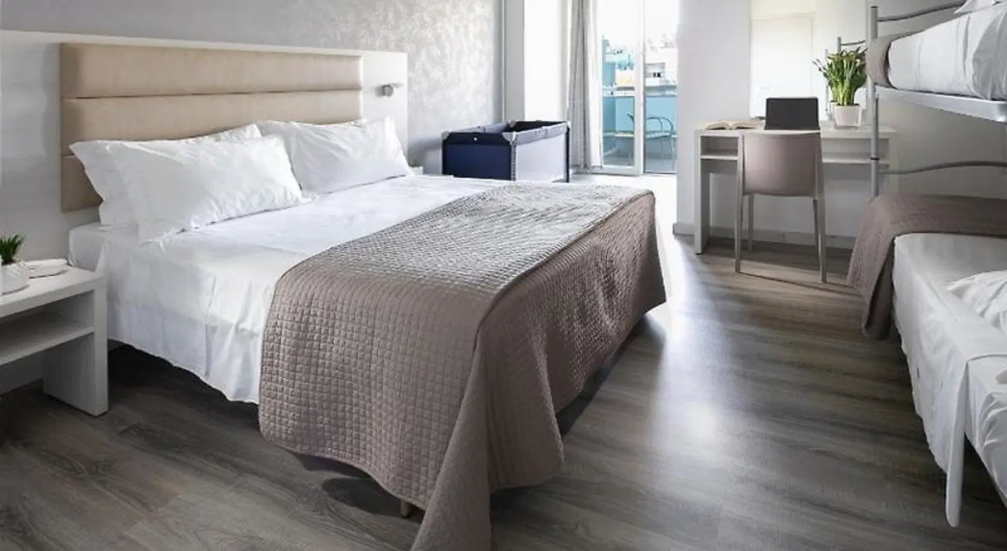 New Zanarini ROOM_EXAMPLE