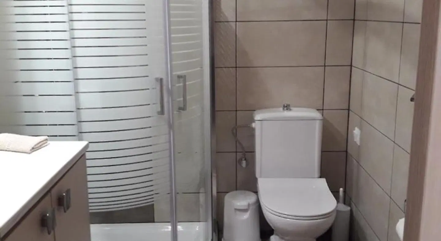 Plakoures Home Badezimmer