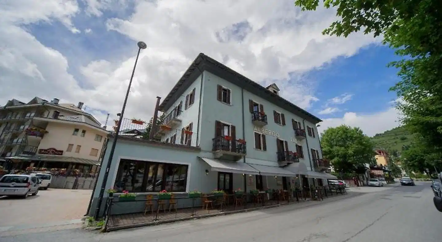 Frejus Case Vacanza - Residence Tabor Aussenansicht