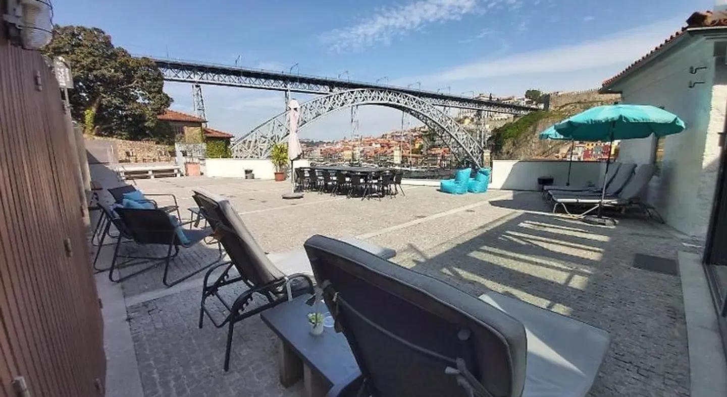 Bridge It - Suites & Views Strand