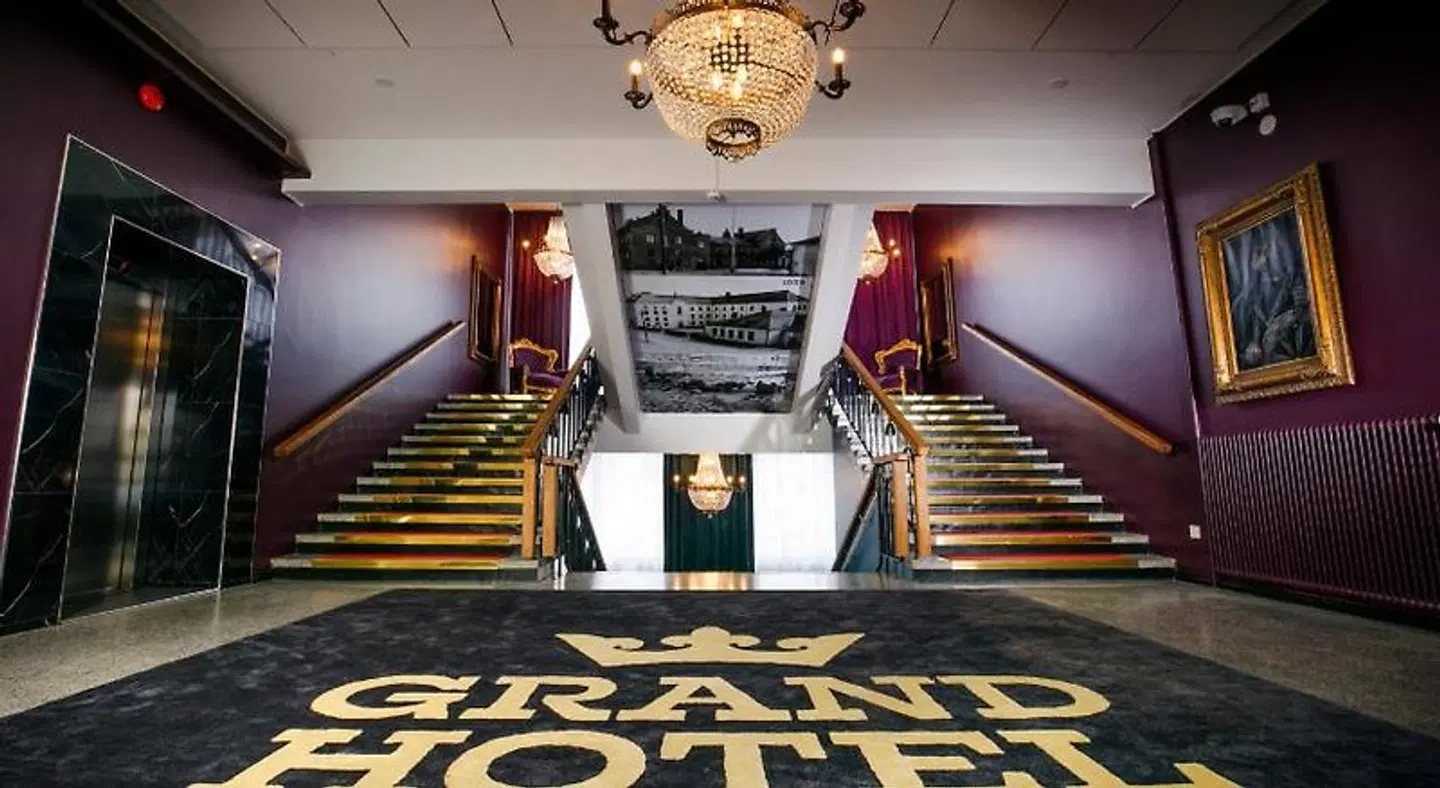 Grand Hotel Mustaparta LOUNGE_LOBBY