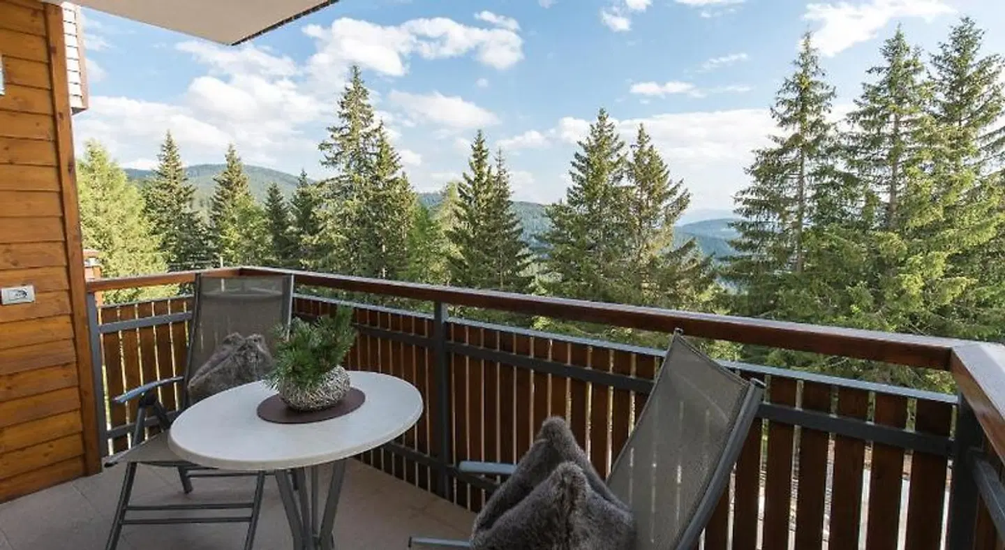Josef Mountain Resort Terrasse