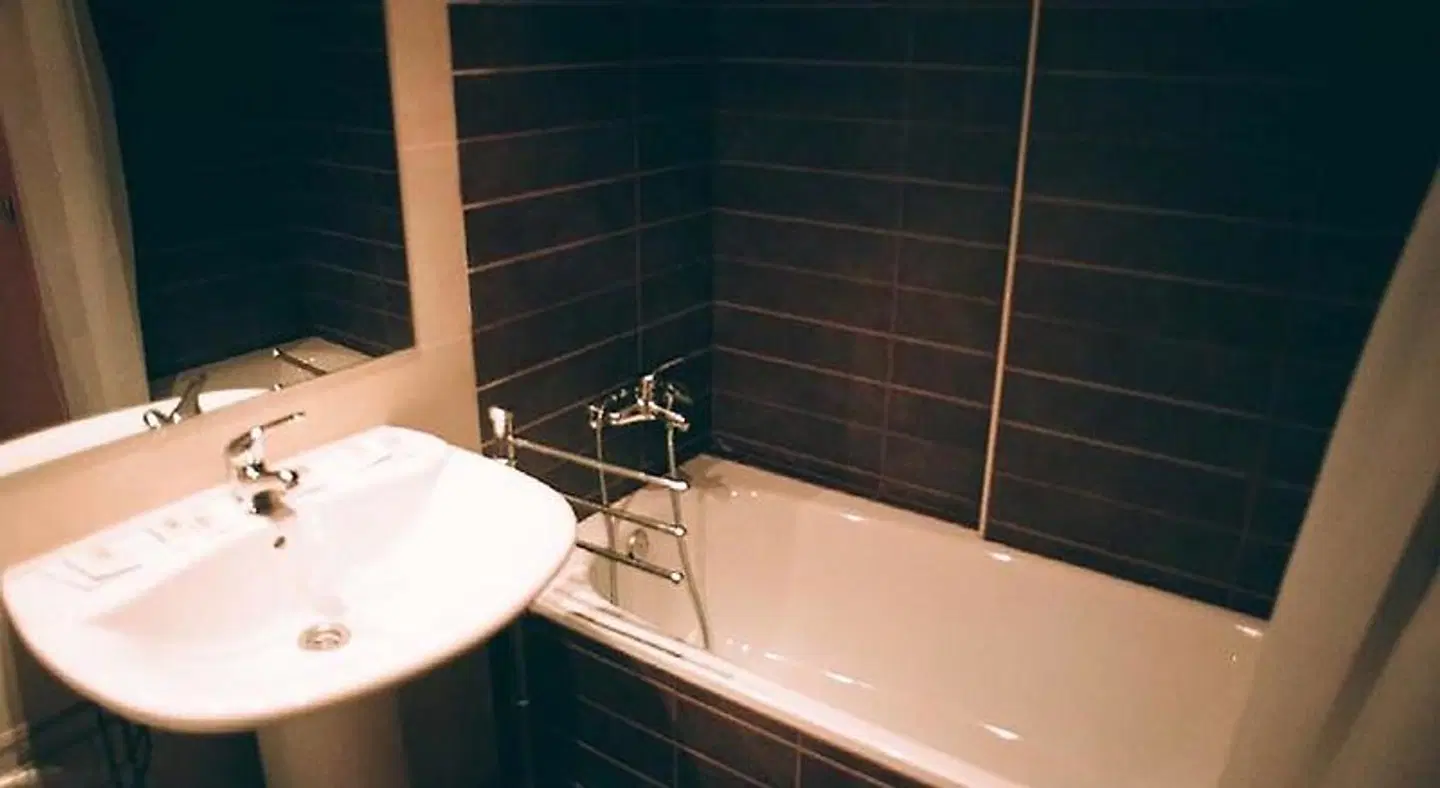 Apartamentos AuHabitat Zaragoza Badezimmer