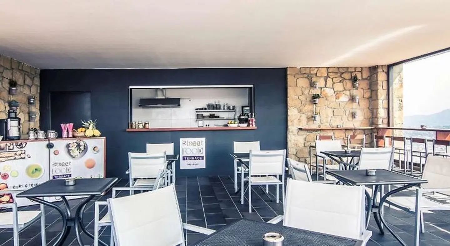 Mercure San Sebastián Monte Igueldo Bar