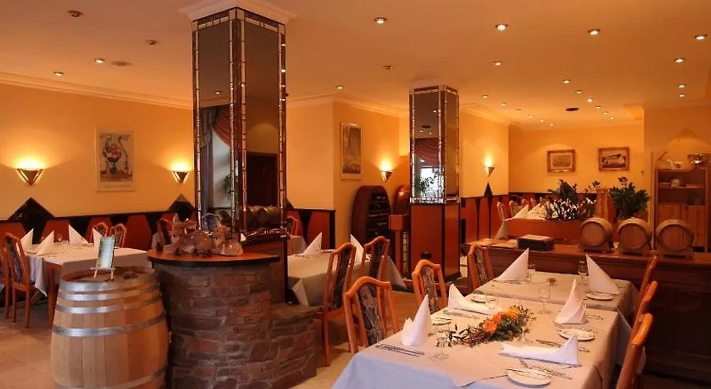 Zum Schloßberg Restaurant