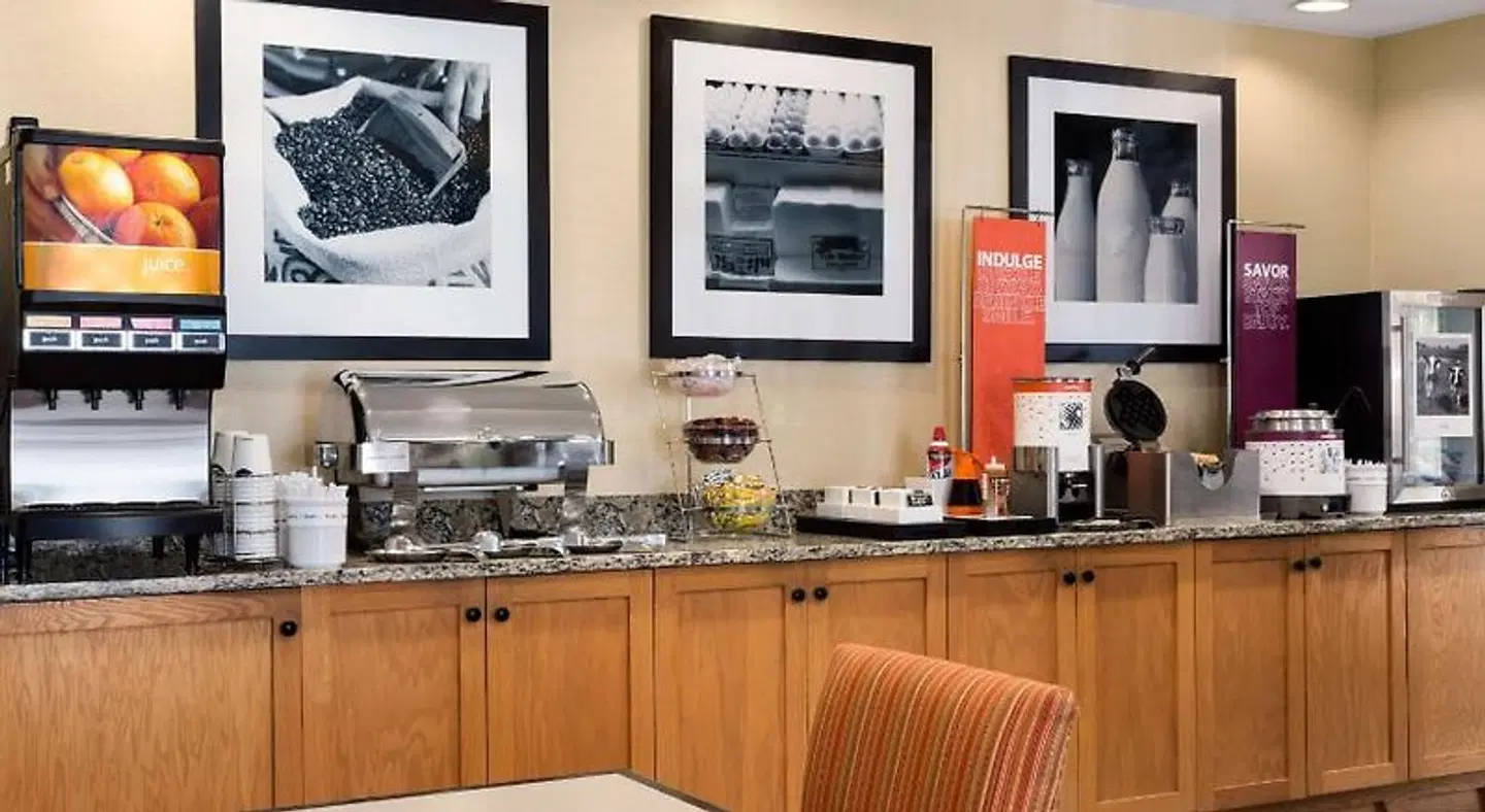 Hampton Inn Houston-Willowbrook Mall ROOM_EXAMPLE