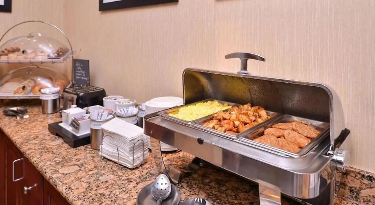 Hampton Inn York Restaurant