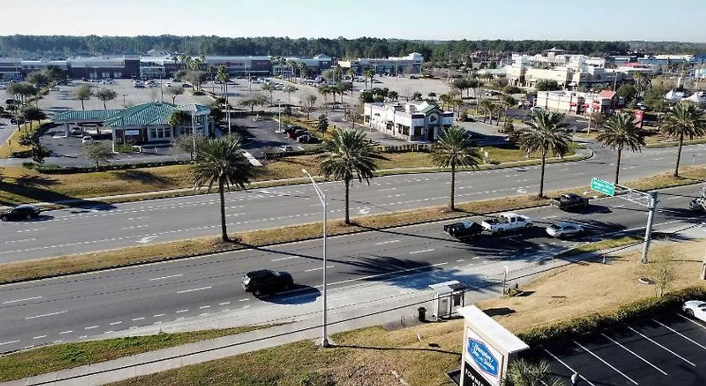 Hampton Inn & Suites Jacksonville - Beach Boulevard/Mayo Clinic Area Strand