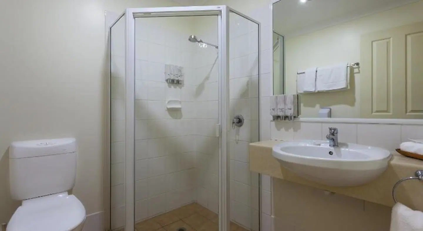 Best Western Tuscany on Tor Motor Inn Badezimmer
